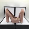 2018 Designer Damen High Heel Schuhe Spitzschuh Bowtie Metall Biene Luxus Schuhe Echtes Leder Mode Pumpen Neue Frühling Schuhe Schuhe