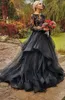 suknie ślubne czarne kolor
