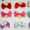 100pcs / lot Mix Couleur Chien Satin Ruban Cheveux Arcs Pet Chat Toilettage Bowknot Noeuds Topknot