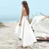 Semplice bianco asimmetrico A Line Abiti da sposa con scollo a V Spaghetti Strap Abito da sposa in raso Backless Beach Abito da sposa vestido de noiva