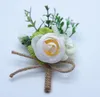 ノルディックの新鮮な花嫁、ブロコード、リボン、花、新しい装飾的なギフトボックス、模造花。