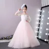 Mais recente 2018 Lace White Pálida Rosa Tule Manga Longa Flor Meninas Vestidos Para Casamentos Tripulação Sheer Neck Lace Applique Menina Pageant Vestido EN1055