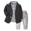 Ins Европа мода мальчиков 3 шт. комплект одежды дети клетчатая рубашка + пальто + джинсы Детская одежда одежда костюм W146