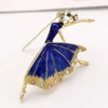 Allyes Ballerina Brosches for Women Costume smycken Kvinnlig modekrage LAPEL Ballet Dancer Crystal Blue Emamel Pin Brooch1826558