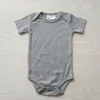 2018コットンベビー幼児ロンパース2018夏の幼児ジャンプスーツ春秋生まれたばかりの赤ちゃんの服ベベ全体の衣服10卸売