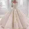 Dubai Eleganckie Długie Suknie Ślubne 2018 Kwadratowe Koraliki Koronkowe Aplikacje Tulle Balowa Suknia Bridal Sukienka Wspaniała Seksowna Bodice Sznurowate Suknie Ślubne