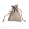 Mini Burlap Jute Bag Linen Drawstring Presentväskor Smycken Puches Påsar för ringhalsband bröllop gynnar jul8797957