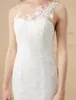 극적인 환상 Neckline Chapel 기차 레이스 새틴 섹시한 웨딩 드레스와 아플리케 레이스 레이스