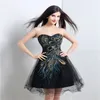 美しい黒のウエディングドレス