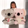 Dorimytrader Hot New Lovely Soft Animal Koala Peluche Big Farcito Cartoon Koala Cuscino Kids Play Doll Present 20inch 50cm DY60934