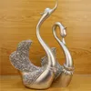 Um par de estatueta presente artesanal decoração de casa acessórios de ouro statue cisne resina decoração casamento artesanato presentes