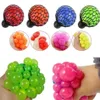 Jouets pour enfants 6 cm drôle Anti-Stress Squishy maille balle raisin presser sensoriel fruité jouets nouveauté dans sensoriel enfants jouer Vent jouets Gags cadeau