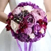 Handwerksgeschenk Hochzeit liefert Hochzeit Europa und Amerika Charme lila Braut hält Blumenstrauß
