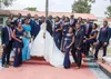 Afrikanska nigerianska svarta flickor spetsboll klänningar klänningar från axelärmarna domstol tåg bröllopsklänning brudklänningar vestido de novia