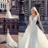 2019 Nuovo arrivo A Line Abiti da sposa Profondo scollo a V Bottoni sul retro Applicazioni in pizzo Abiti da sposa con gonna rimovibile Abiti da sposa