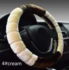 38cm Universal Car Steering Wheel Cover antideslizante de moda felpa corta piel suave diseño cálido