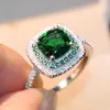 Sparkling Luxury Smycken Drop Frakt 100% Pure 925 Sterling Silver Emerald CZ Diamond Gemstones Women Weddiing Band Ring för älsklingsgåva