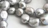 Un collier de perles d'eau douce baroques grises à 2 rangs 18 '' 11mmX13MM