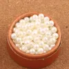 2000 teile/los 6mm Elfenbein Runde Perle Charm Perlen Acryl Lose Perlen Kunststoff Spacer L3121 Heißer Schmuck diy