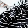 Ensembles de literie Textile à la maison Noir Blanc Stripe Set Girl Teen Boys Literie Housse de couette Taie d'oreiller Drap de lit King Twin 3-4pcs