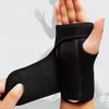 Utomhussportmuskel Skydda stag användbara sprains Förhindra band Carpal Hand Wrist Support9427312