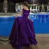 Robes de bal longues violettes 2019 une ligne encolure dégagée robe de soirée en satin femmes robe de soirée pas cher