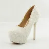 Zapatos de boda de encaje 2018 Perlas Bombas Tacones altos Zapatos de novia 5 cm 8 cm 11 cm 14 cm Bling Bling Zapatos de baile para dama