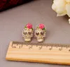 Nya ankomster Fashion Roses Skull Head Brincos Oorbellen färgade kristallstudörhängen Kvinnor smycken för gåva