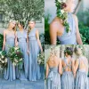 2017 nuevos vestidos de dama de honor azul polvoriento Covertible plisado palabra de longitud Country Beach Wedding Guest Party vestidos baratos vestidos de fiesta largos