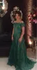 Short Sleeves Elegant Dark Green Mother Of Bride Dresses Applique Lace Sweep Train Button Back Wedding Guest Dress Formal Evening Gowns 0420