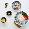 Ensemble de vaisselle japonaise de forme octogonale, plateau de service en porcelaine bleue et blanche, assiettes à dîner, bols à riz, plats à sauce, tasses à thé