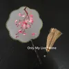 Cherry Blossoms Natural Silk Stof Fan Traditioneel Volledige Handgemaakte Dubbele Borduurwerk Chinese Fan Houten Handvat Bruiloft Decoratie Fan Gift