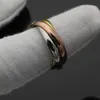 Nouveaux anneaux élégants en acier inoxydable tricolore trois en un sans couture mélangés jaune or rose or argent couleurs métalliques Titanium Lover1806412