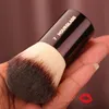 Sablier authentique NO7 Kabuki arrondi Kabuki Makeup Brush Blush Retting Powder Finish Face Contatting Cosmetic Brosss Fre1651488