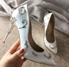 2018 Yeni varış kadın saten yüksek topuklu düğün pompaları ince topuk parti ayakkabı çiçek topuk pompaları noktası toe ipek yüksek topuklu gelinlik ayakkab ...