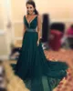 Hunter Green Prom Dresses 2020 Formale Parpie da sera abiti con perle fulloni profondi V Neck africano Dubai arbic senza schienale a buon mercato5142209