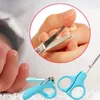 Livraison gratuite Mini Ciseaux À Ongles Bébé Soins Des Ongles Pratique Tondeuse Tondeuse Bleu Rose Pratique Quotidien Bébé Nail Shell Cisaillement Outil De Manucure