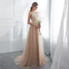 Real Photos Designer Country Style Champagne Wedding Dresses Illusion ärmlös spetsar Appliced ​​Western Bobo Bridal Gowns Dh4159