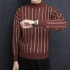 2018 새로운 패션 브랜드 스웨터 남성 풀 오버 스트라이프 슬림 핏 점퍼 뜨개질 두꺼운 겨울 한국 스타일 캐주얼 의류 남성