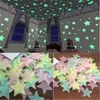 100 pçs / set 3d estrelas luminosas adesivos de parede brilham no escuro diy home decor para kids room sala decalque da parede