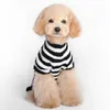 Maglione per animali domestici di Halloween Manica a righe con teschio Cappotto caldo per cani e gatti Abbigliamento Abbigliamento per animali Maglione per cani Maglione Cappotto lavorato a maglia Abbigliamento