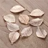 50st / parti 33 * 19mm Metal Leaf Charms Gold Tone Leaves Charms Pendants för DIY smycken fynd grossist