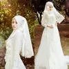 Grânulos Mulsim Inverno Manga Comprida Rendas Vestidos de Casamento Arábia Saudita Apliques Plus Size Bola Vestido de novia Formal Vestido de Noiva Árabe