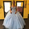 2020 Quinceanera Ball Gown Dresses Spaghetti Straps Beaded Crystal Tiered Corset Back Puffy Plus Storlek Sweet 16 Long Party Prom Evening Gowns
