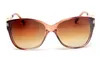 2018 العلامة التجارية سعر المصنع النظارات الشمسية الساخن بيع أزياء العلامة التجارية مصمم النظارات الشمسية النساء نظارات شمسية النظارات الكلاسيكية النظارات الكبيرة الإطار Oculos 8101