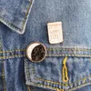 Dobre wibracje Emalia Pin Constellation Day and Night Moon Brooch Pins Button Denim Kurtka Płaszcz Kołnierz Pin Badge Biżuteria Prezent