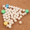 2000 sztuk / partia 6mm Ivory Round Pearl Charr Koraliki Akrylowe Luźne Koralki Plastikowe Przekładki L3121 Gorąca Biżuteria DIY