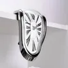 Wholeretro çarpıtılmış saat dik açı duvar saat modern tasarım erime süresi oturmuş saatler ev dekor retro clock7027504 kabul