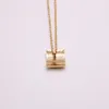 أحدث عناصر Arcuate squar necklace للفتيات الجملة قلادة قلادة قلادة مطلي أفضل هدية للمرأة