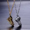 chaud coréen créatif hommes toile chaussures en acier inoxydable collier rétro hip hop titane pendentif bijoux mode hit populaire